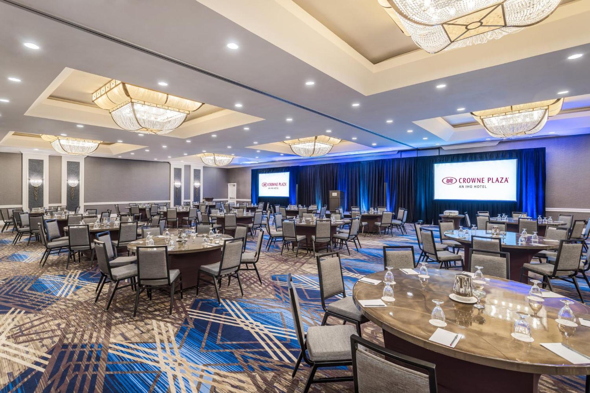 Hotel Crowne Plaza By Ihg