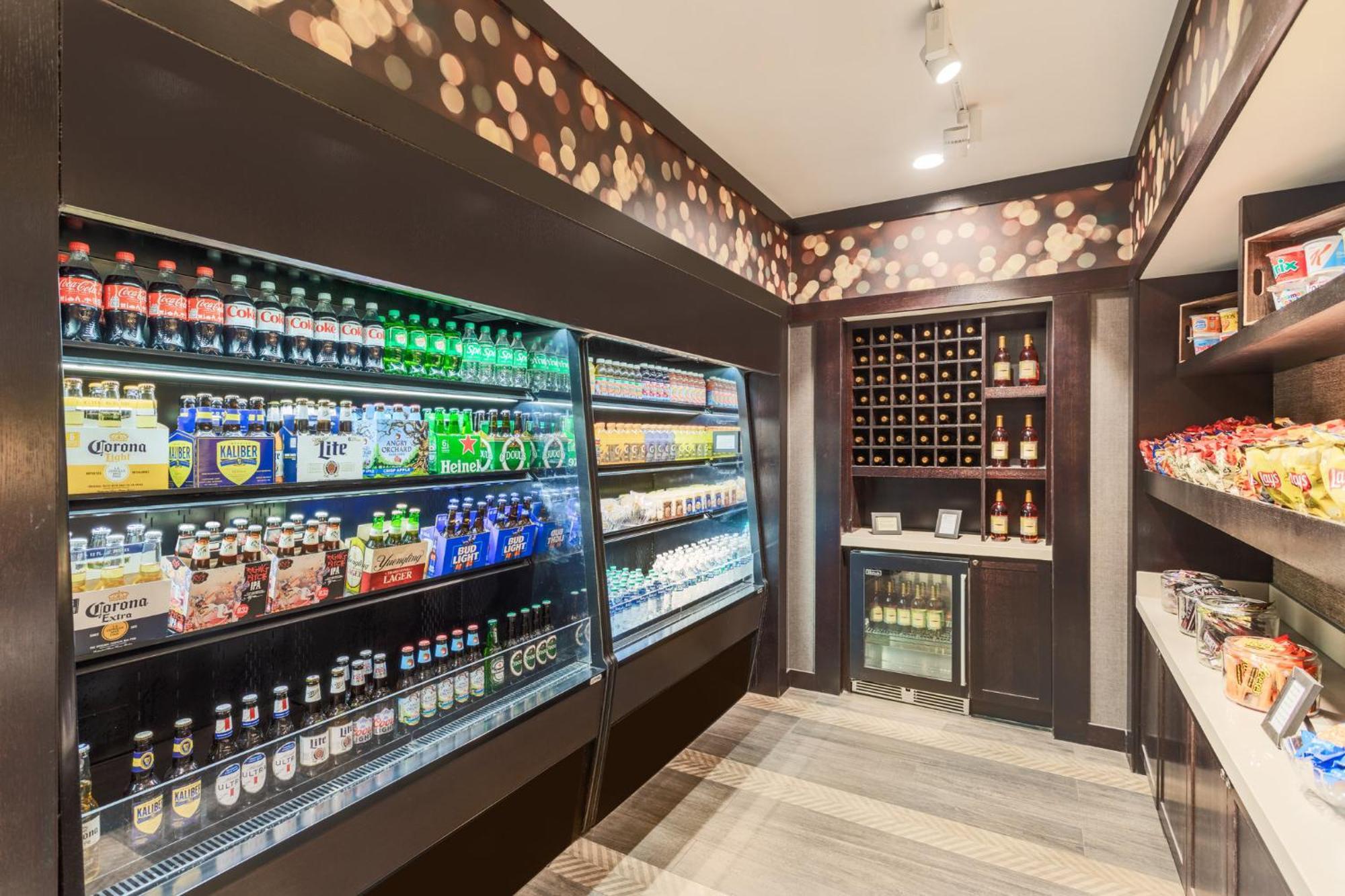 Crowne Plaza By Ihg Hotel 3*
