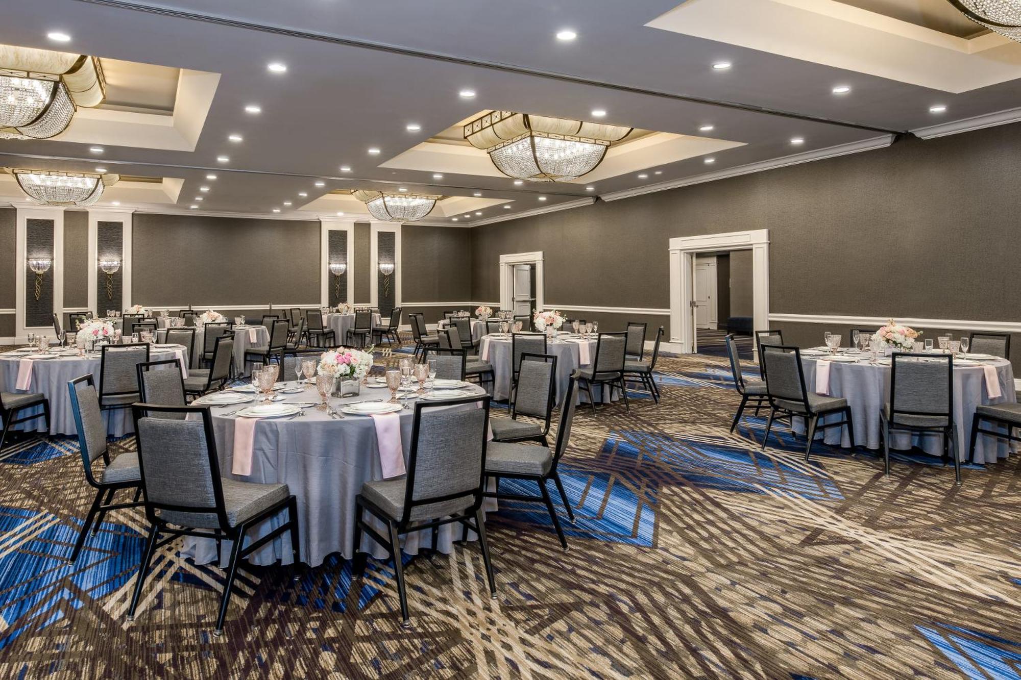 Hotel Crowne Plaza By Ihg
